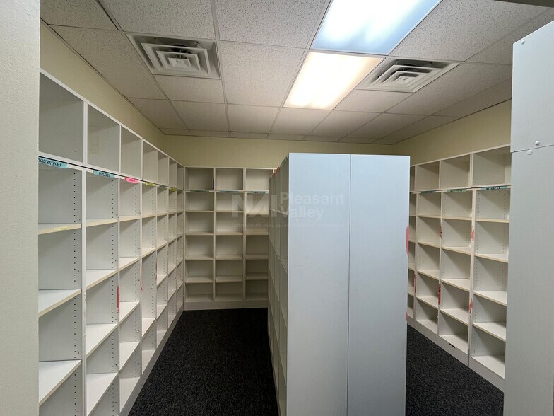 More Photos Of 561-591 Boston Mills Rd, Hudson Unknown For Lease