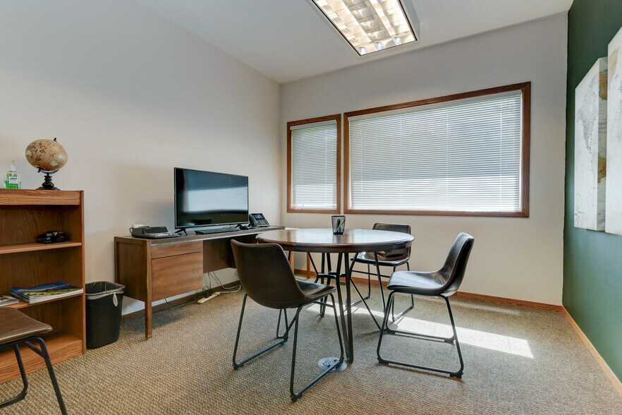 More Photos Of 2120 Caton Way SW, Olympia Medical For Sale