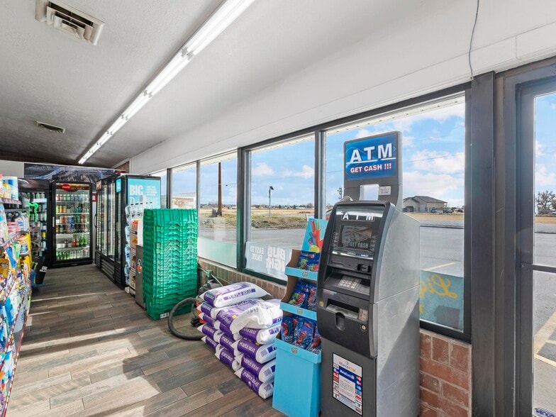 More Photos Of 5500 W 5500 S, Hooper Service Station For Sale