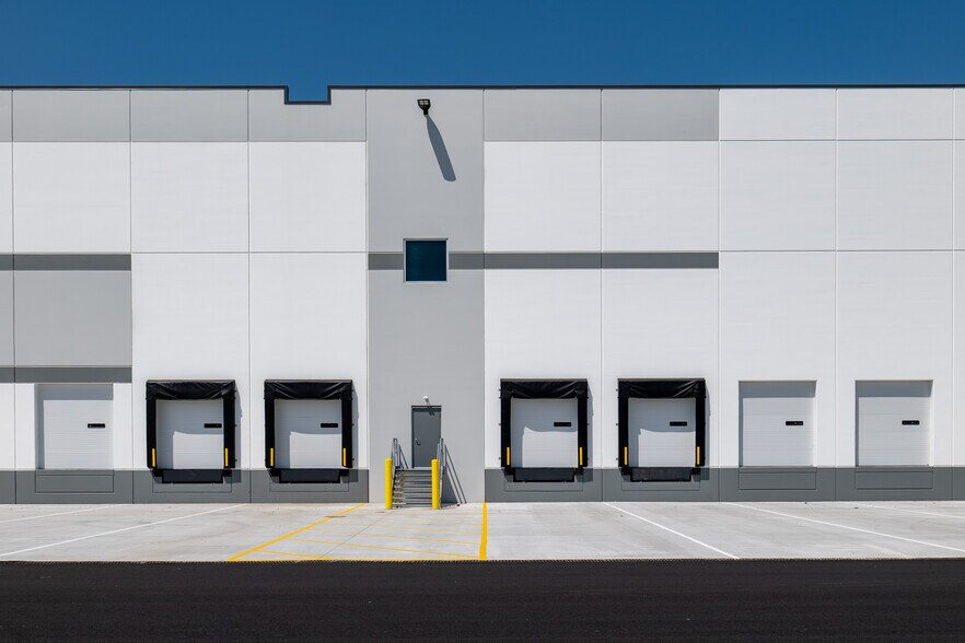 More Photos Of 2300 S Pennsylvania Ave, Morrisville Distribution For Lease