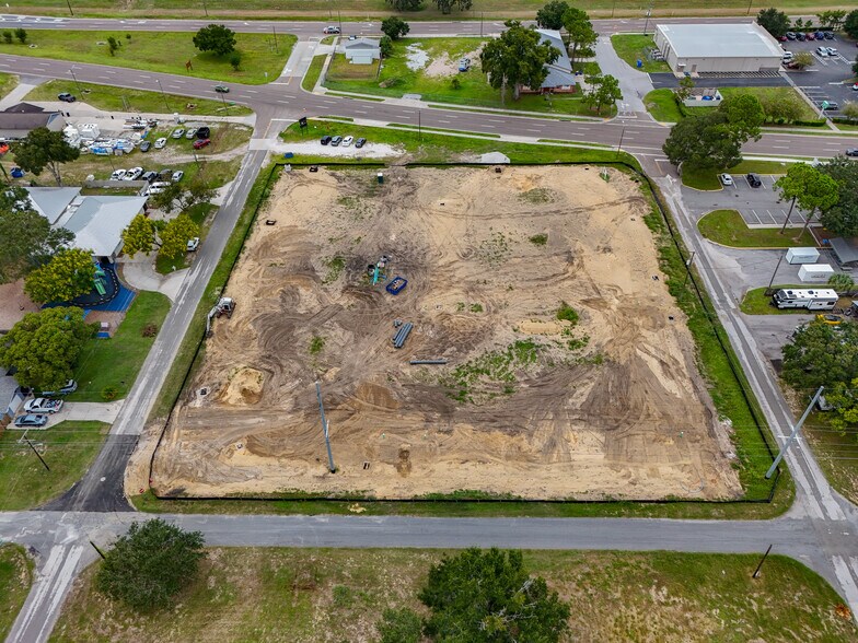 More Photos Of 564 E Brookins Ave, Eagle Lake Unknown For Lease