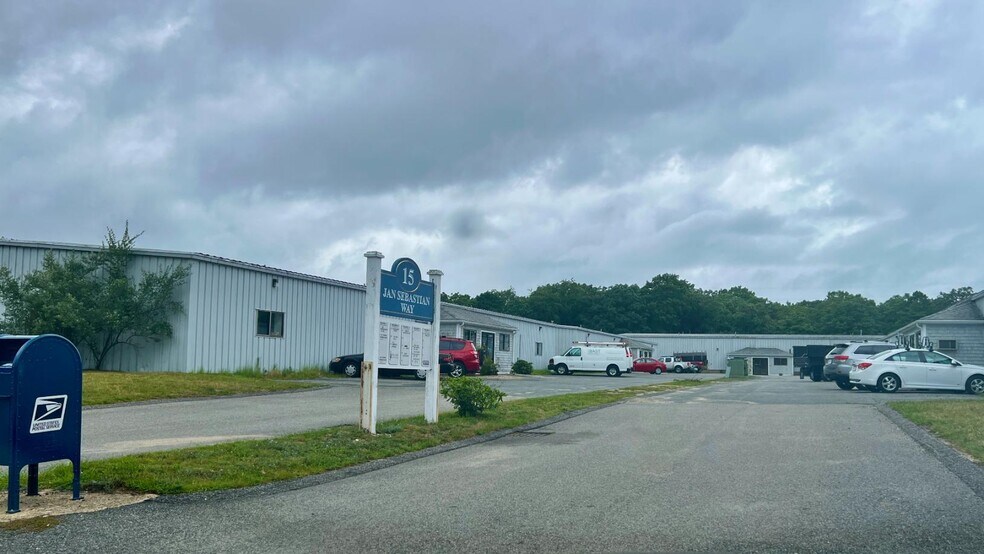 More Photos Of 15 Jan Sebastian Dr, Sandwich Warehouse For Lease