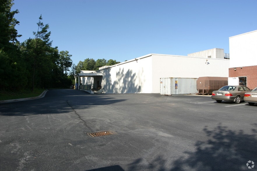 More Photos Of 3435 Ashford Dunwoody Rd NE, Atlanta Unknown For Lease