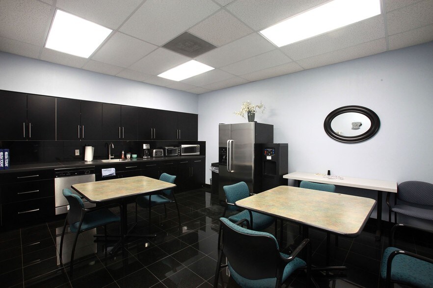 More Photos Of 8256 Exchange Dr, Orlando Unknown For Lease