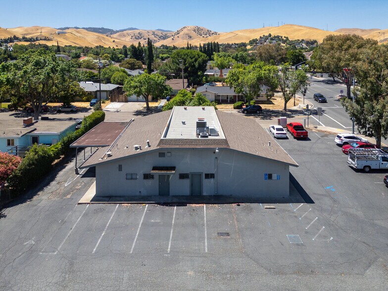 More Photos Of 4015 Railroad Ave, Pittsburg Medical For Sale