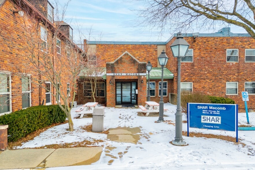 More Photos Of 6902 Chicago Rd, Warren Schools For Sale