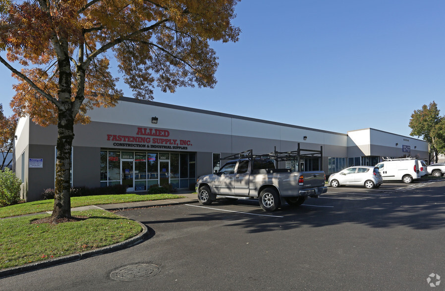 Primary Photo Of 3002-3004 NE 112th Ave, Vancouver Distribution For Lease