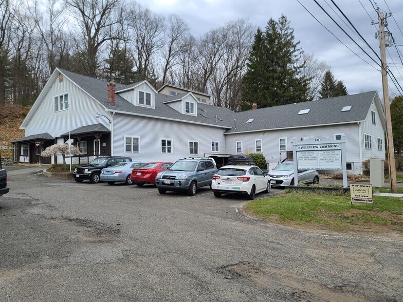 More Photos Of 131 Main St, Hatfield Loft Creative Space For Lease