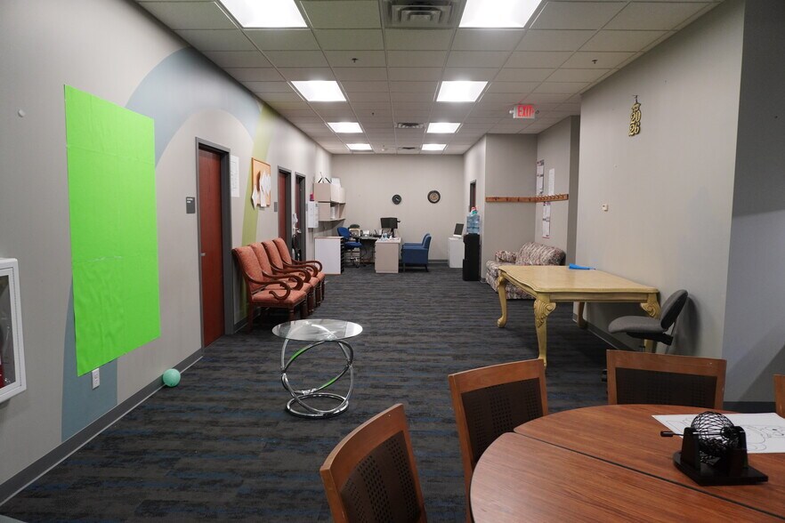 More Photos Of 3809 S 42nd St, Minneapolis Medical For Sale