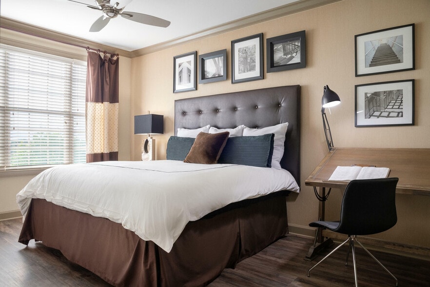 More Photos Of 855 Emory Point Dr, Atlanta Unknown For Lease