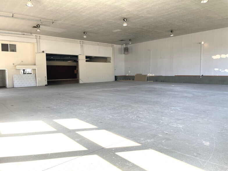 More Photos Of 8452 S State St, Midvale Service For Lease