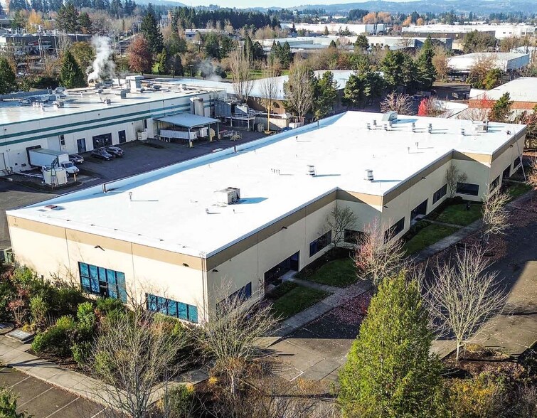 More Photos Of 9955 SW Potano St, Tualatin Warehouse For Sale