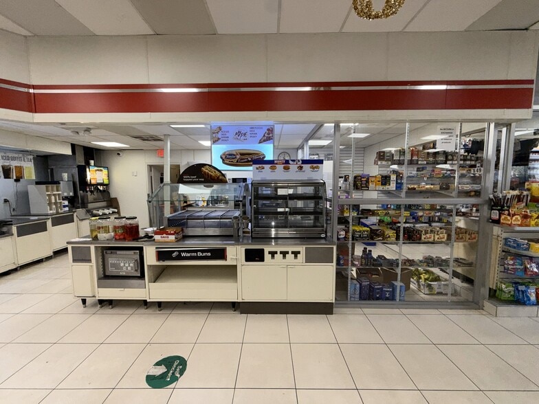 More Photos Of 2850 Bladensburg Rd NE, Washington Convenience Store For Sale