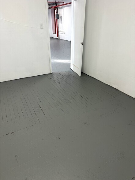 More Photos Of 294-314 Junius St, Brooklyn Warehouse For Lease