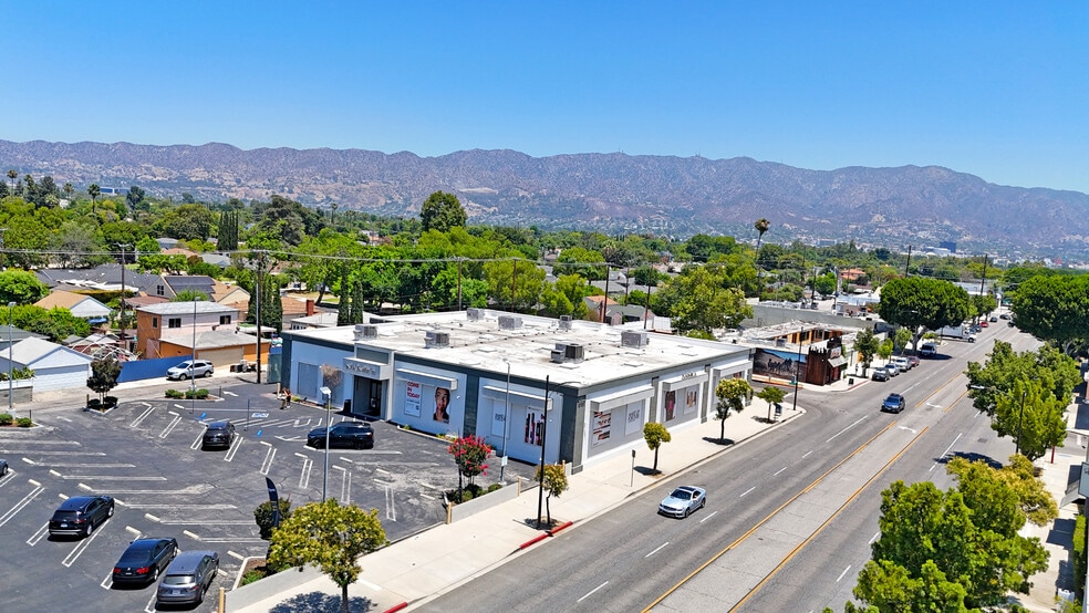 Primary Photo Of 2721 W Magnolia Blvd, Burbank Office For Sale