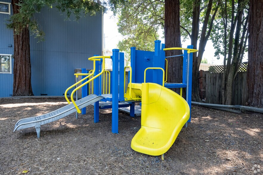 More Photos Of 801 Dutton Ave, Santa Rosa Apartments For Sale