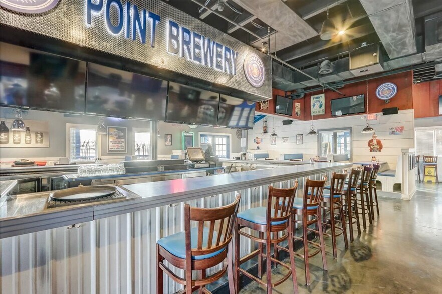 More Photos Of 10950 W Good Hope Rd, Milwaukee Restaurant For Sale