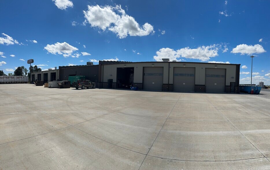 More Photos Of 23480 Mynard Rd, Greenwood Truck Terminal For Lease