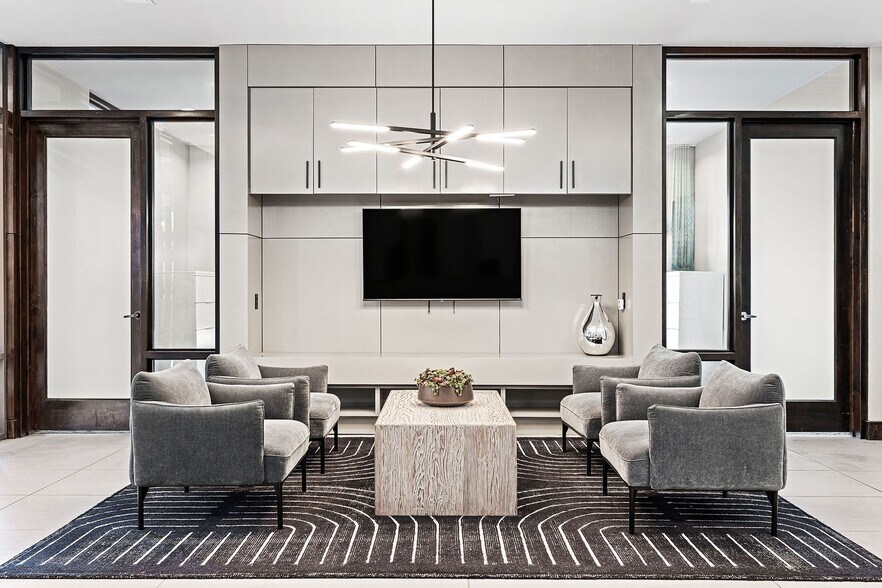 More Photos Of 380 Vista Court Dr, Plano Apartments For Lease