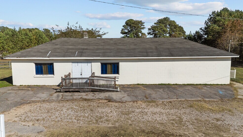 More Photos Of 4586 NC-39 Hwy, Louisburg Specialty For Sale