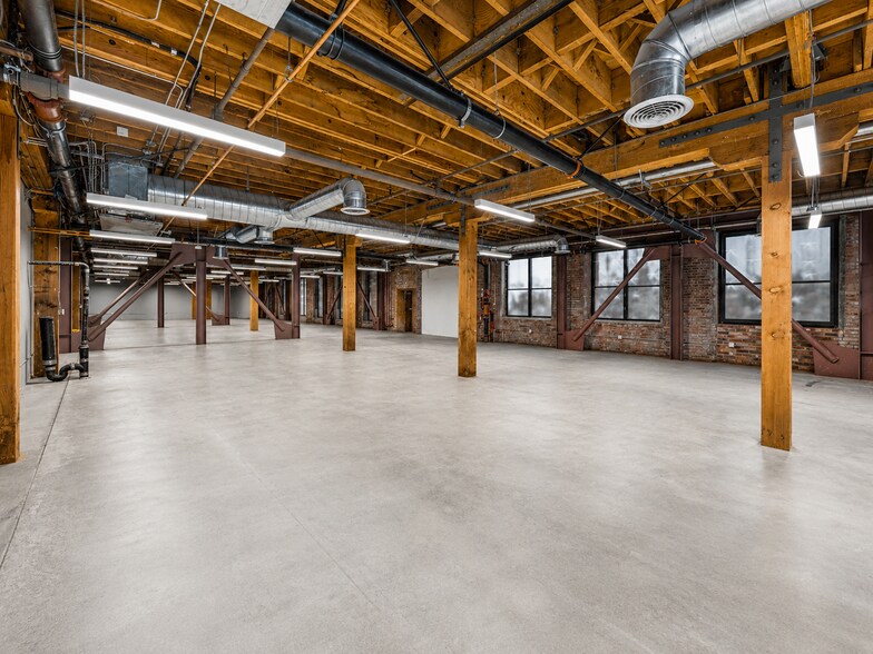 More Photos Of 440 Seaton St, Los Angeles Loft Creative Space For Lease