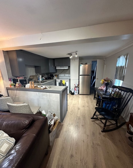 More Photos Of 449 Preston St, Ottawa Storefront Retail Residential For Sale