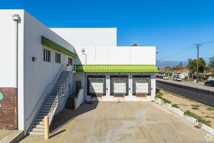 More Photos Of 223 W B St, Colton Manufacturing For Sale