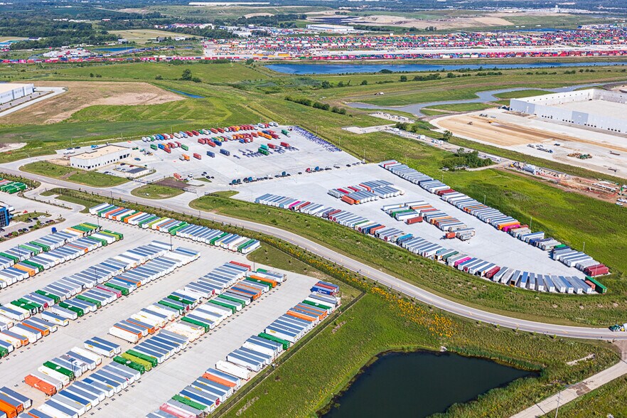 More Photos Of 3851 Brandon Rd, Elwood Land For Lease