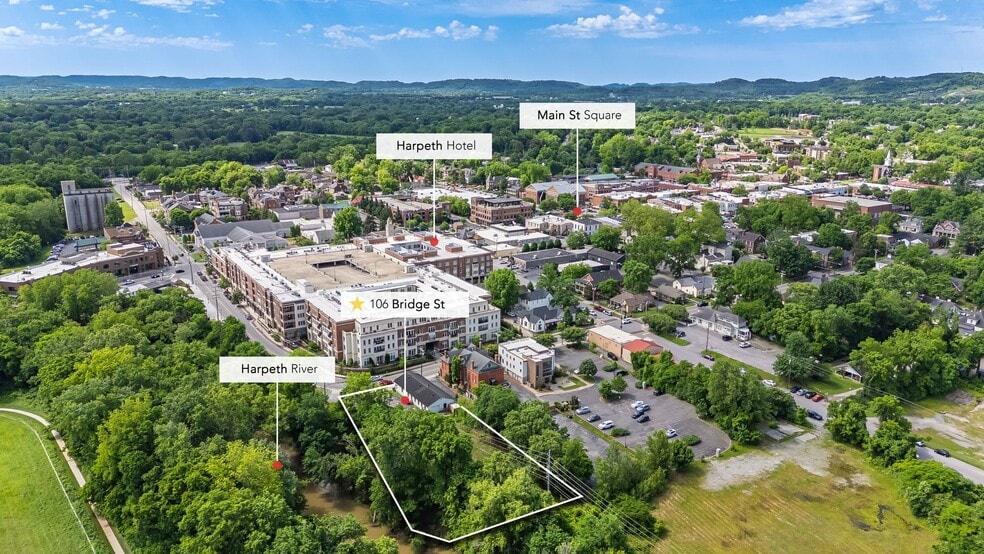 More Photos Of 106 Bridge St, Franklin Flex For Sale