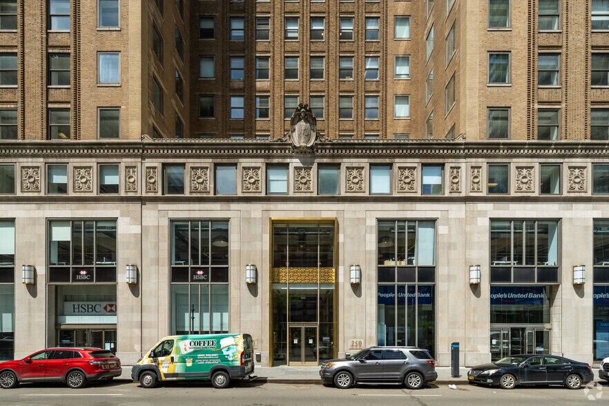More Photos Of 250 Park Ave, New York Office For Lease