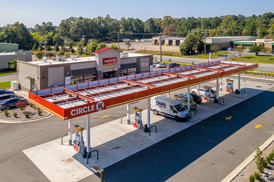 More Photos Of 4715 S Shackleford Rd, Little Rock Convenience Store For Sale