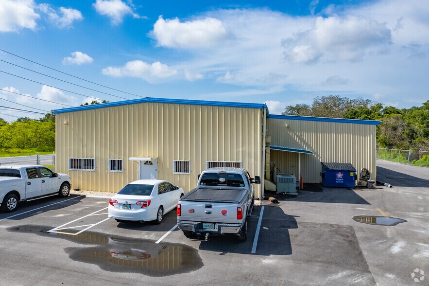 More Photos Of 1925 US Highway 17 92, Davenport Warehouse For Sale