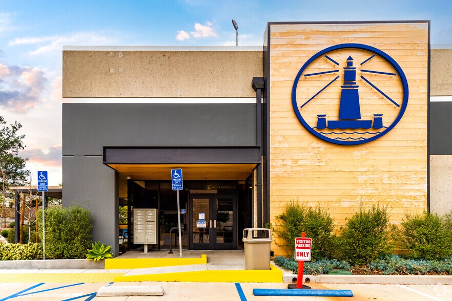 More Photos Of 1290 Rancho Conejo Blvd, Thousand Oaks Research And Development For Lease