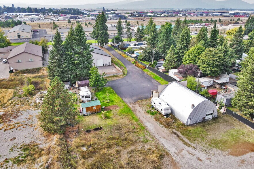 More Photos Of 11370 N Government Way, Hayden General Retail For Sale