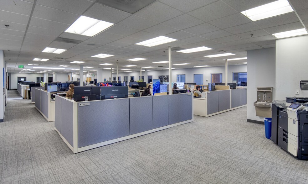 More Photos Of 5101 Florin Perkins Rd, Sacramento Flex For Lease