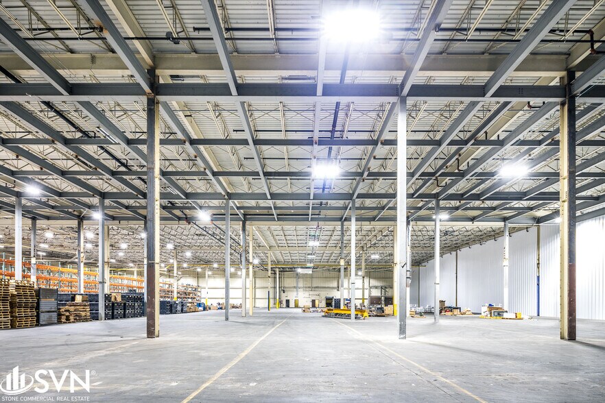 More Photos Of 791 Freight Blvd, Lexington Warehouse For Lease