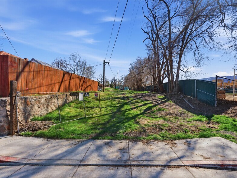 More Photos Of 0 Lakeside Dr, Reno Land For Sale