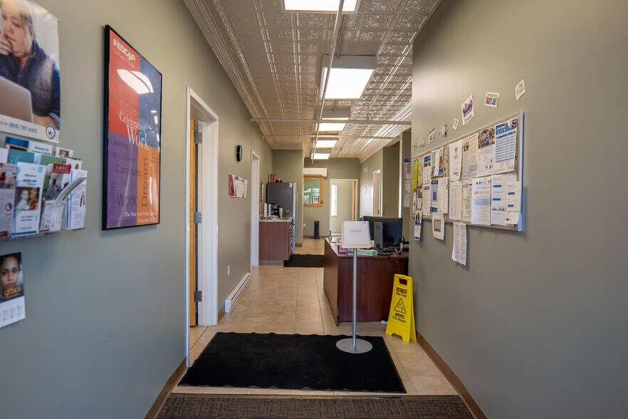More Photos Of 4 Market Sq, Houlton Office For Sale
