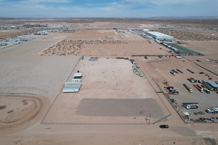 More Photos Of 995 Aguilar St, El Paso Land For Lease