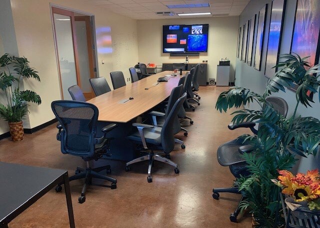 More Photos Of 16030 Ventura Blvd, Encino Office For Lease