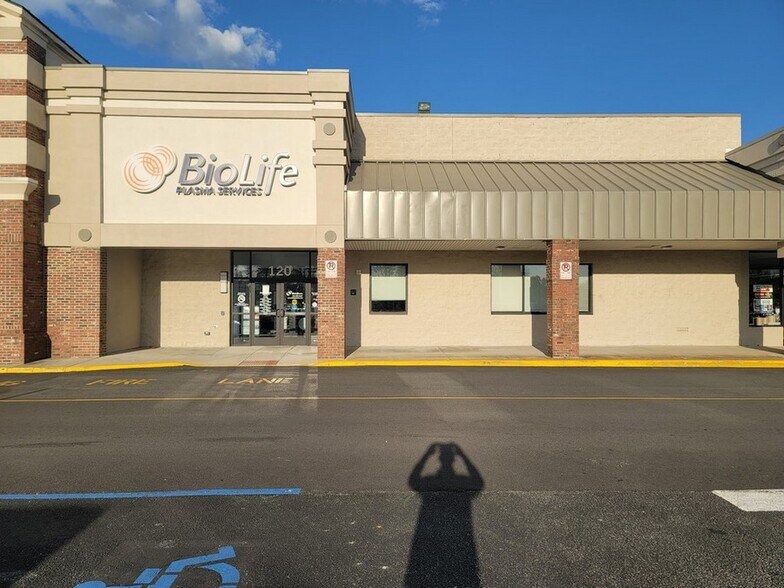 More Photos Of 701 N Battlefield Blvd, Chesapeake Unknown For Lease