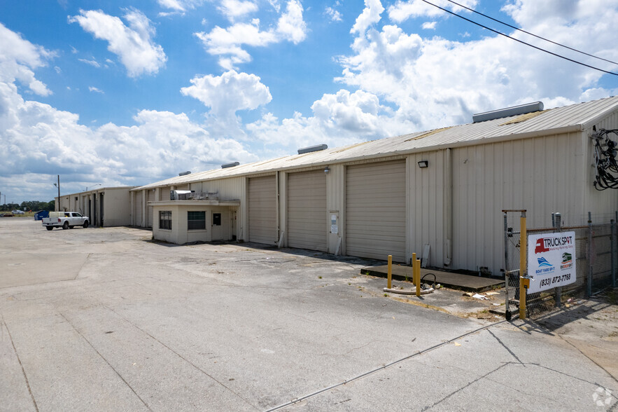 Primary Photo Of 502 E Bridgers Ave, Auburndale Warehouse For Lease