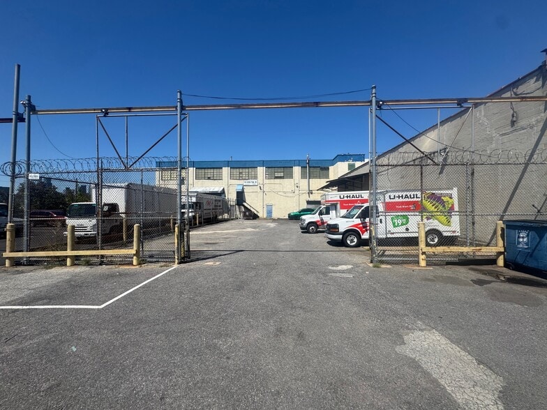 Primary Photo Of 3500 Review Ave, Long Island City Land For Lease