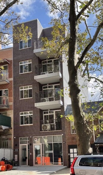 Primary Photo Of 13440 Blossom Ave, Flushing Office For Sale