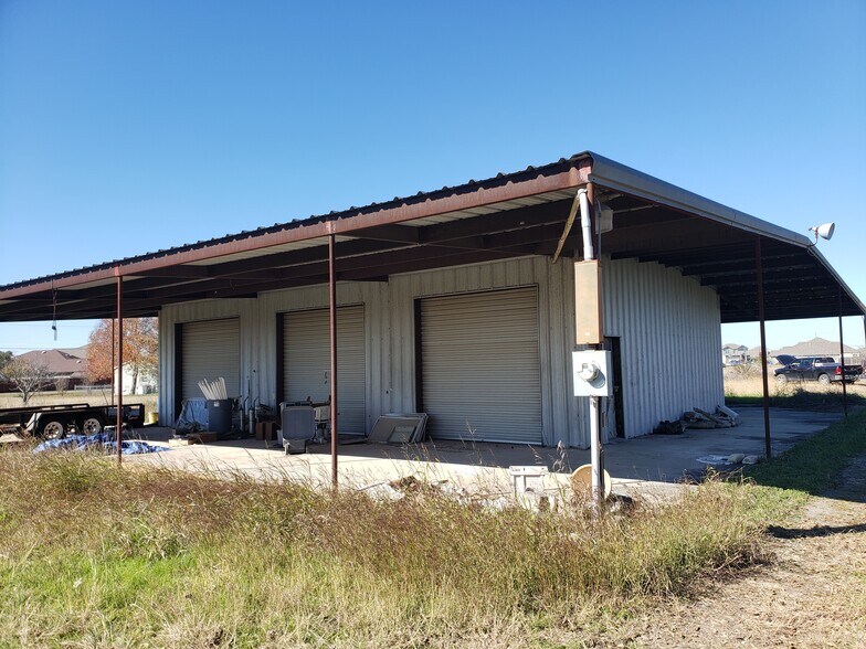 More Photos Of Saengerhalle, New Braunfels Land For Sale