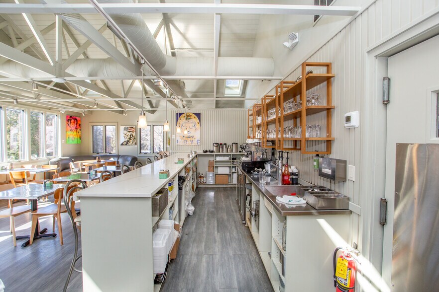 More Photos Of 236 N Union St, Lambertville Restaurant For Sale
