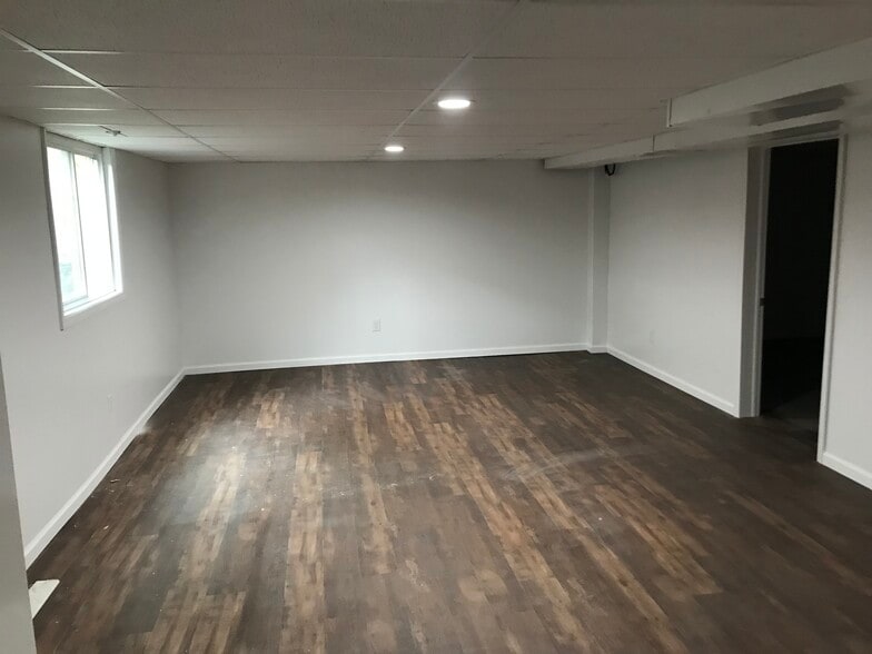 More Photos Of 318 Main St, Wampum Apartments For Sale