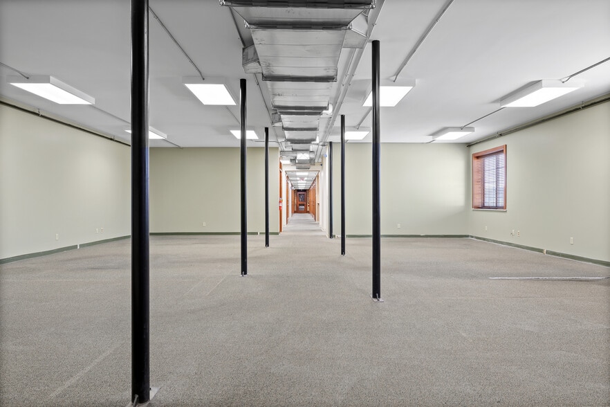 More Photos Of 405 E Main St, Chattanooga Warehouse For Sale