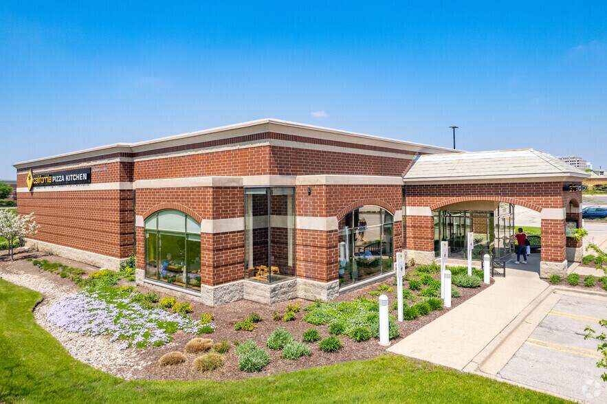 More Photos Of 1430-1540 E Golf Rd, Schaumburg Unknown For Lease