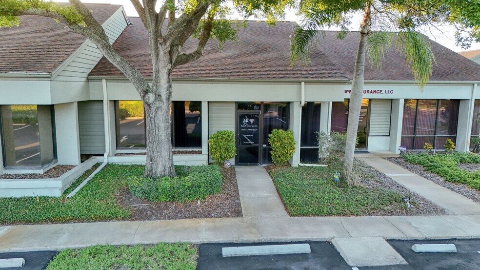 More Photos Of 1831 N Belcher Rd, Clearwater Medical For Lease